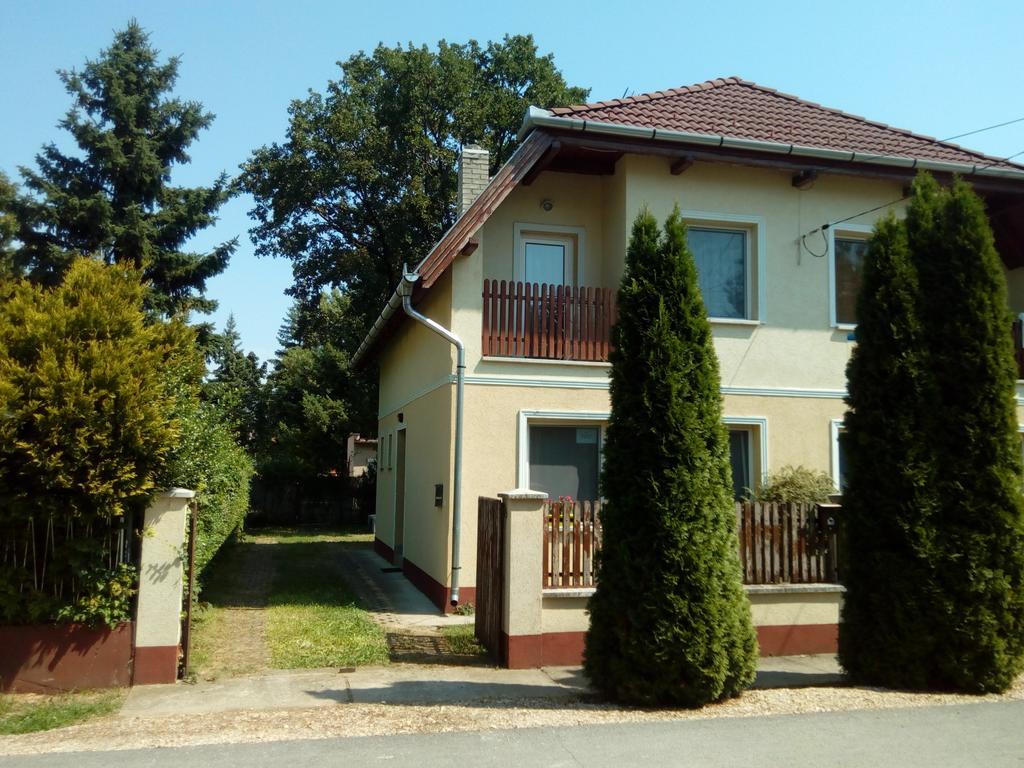 Eva Vendeghaz Guesthouse Hajduszoboszlo Exterior photo